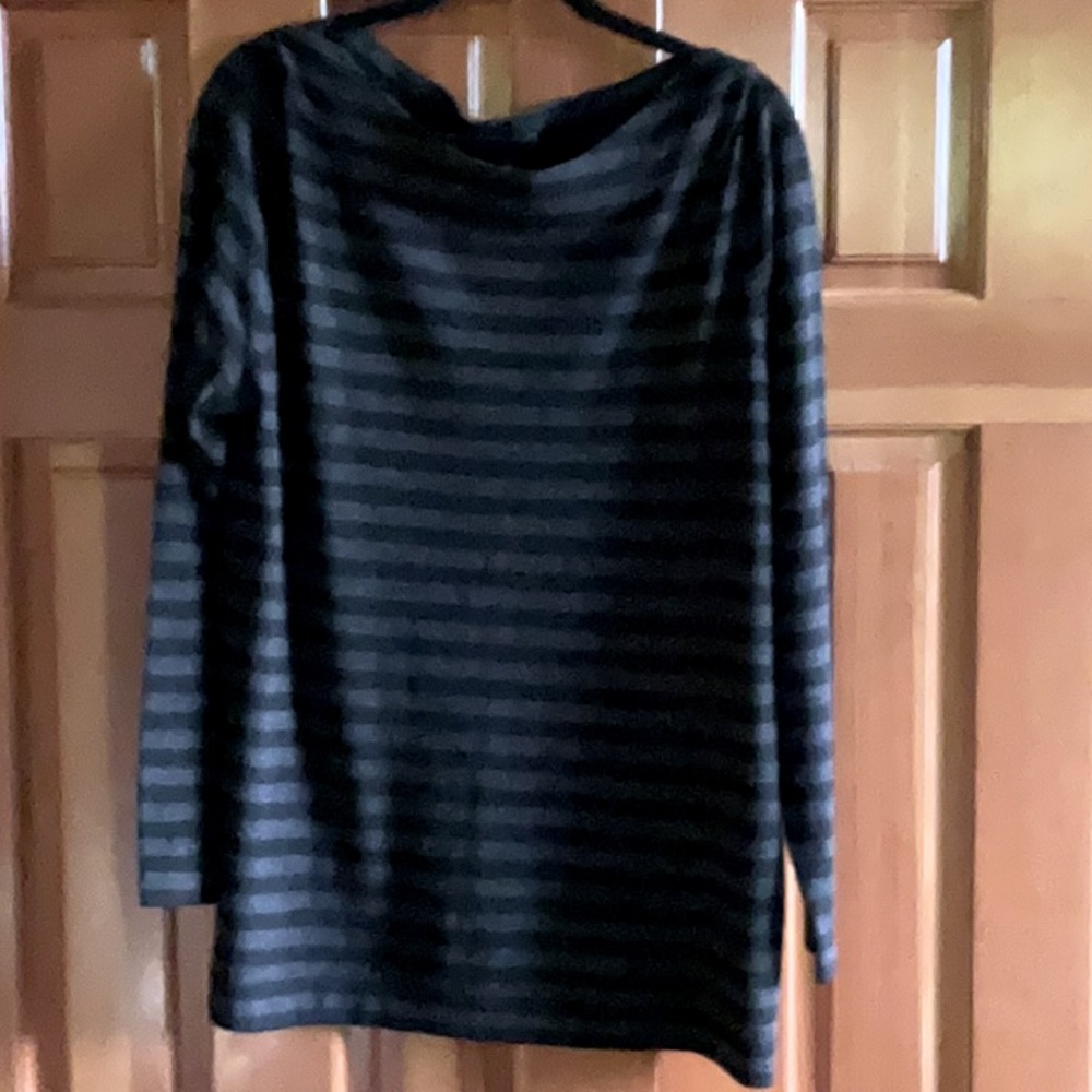 Eileen fisher black and grey boat neck top